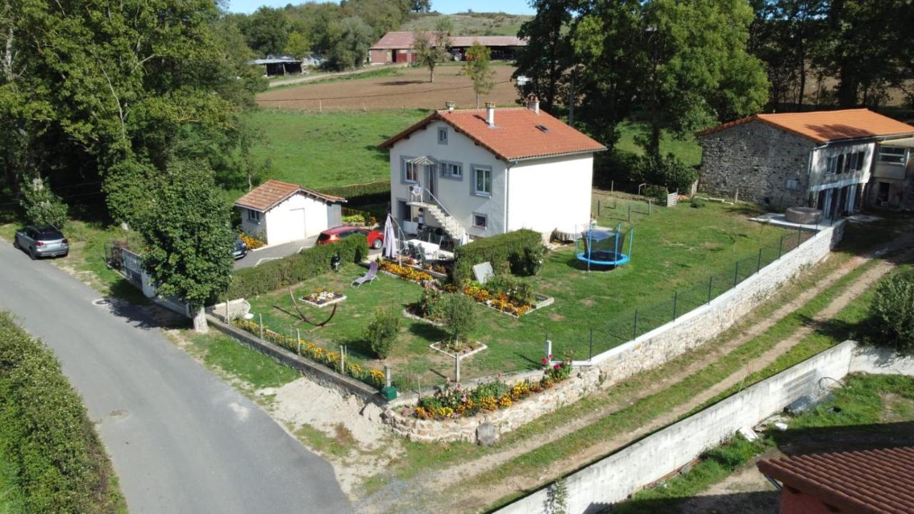 Halte A Veyrac Apartment Lavoute-sur-Loire Bagian luar foto